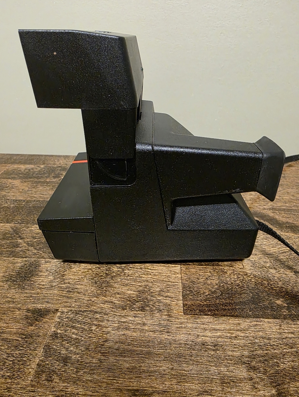 Polaroid OneStep Flash Instant Camera - Picture 5 of 6